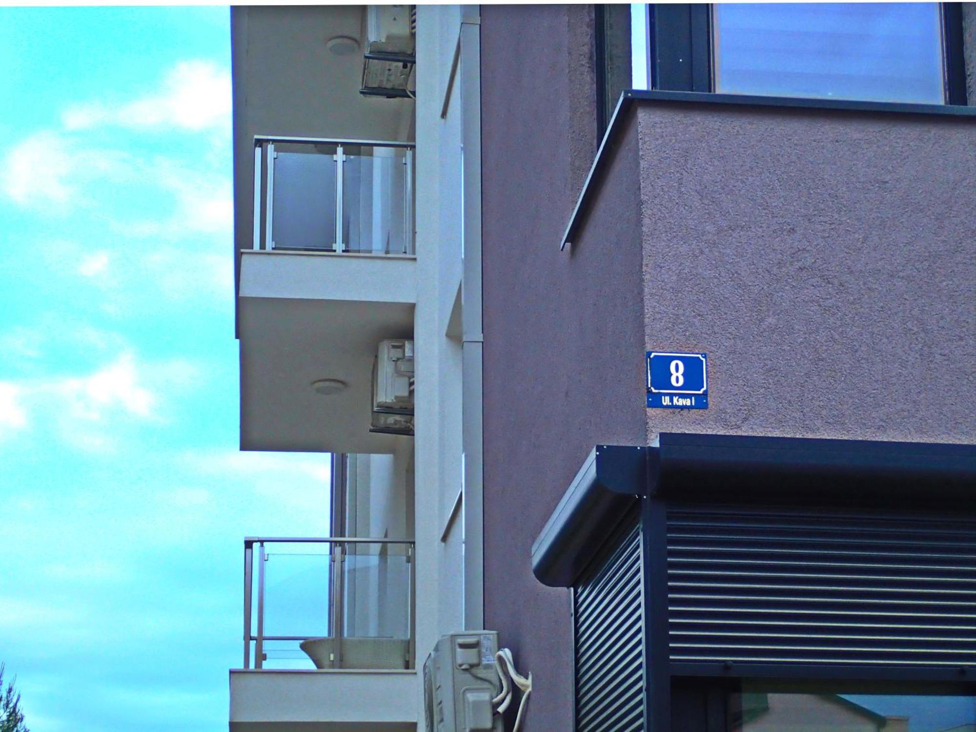 Apartment Sova Tivat Buitenkant foto